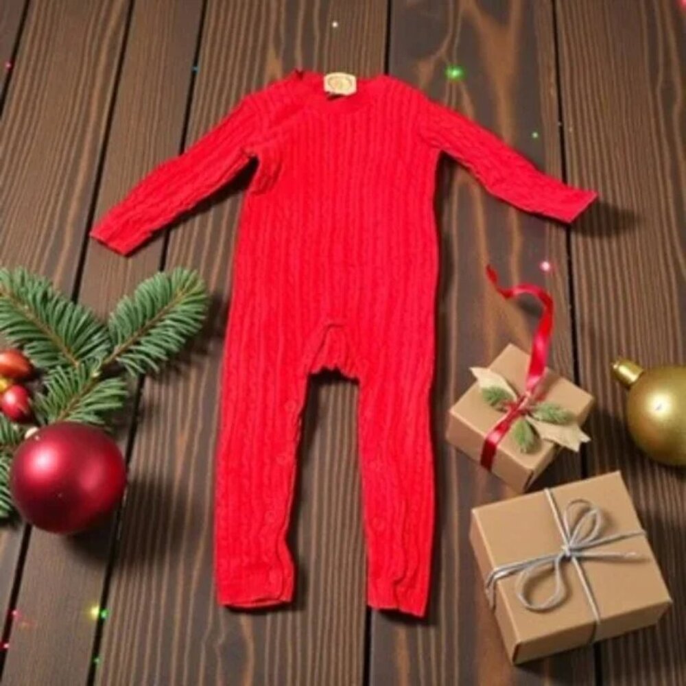 The Beaufort Bonnet Company TBBC Pearson Playsuit Cableknit Richmond Red 12-18M